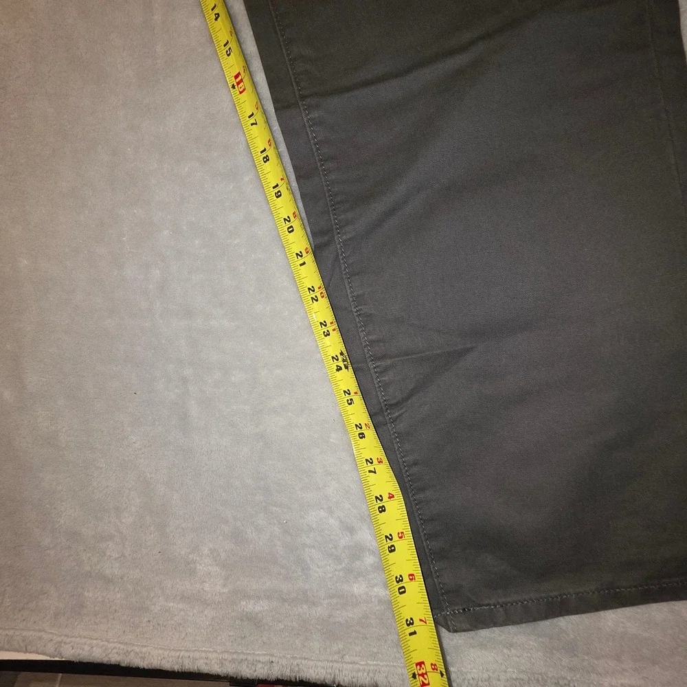 Dockers Mens Straight Fit Chinos‎ Pants Gray Size 38x32 Cotton Casual Comfort